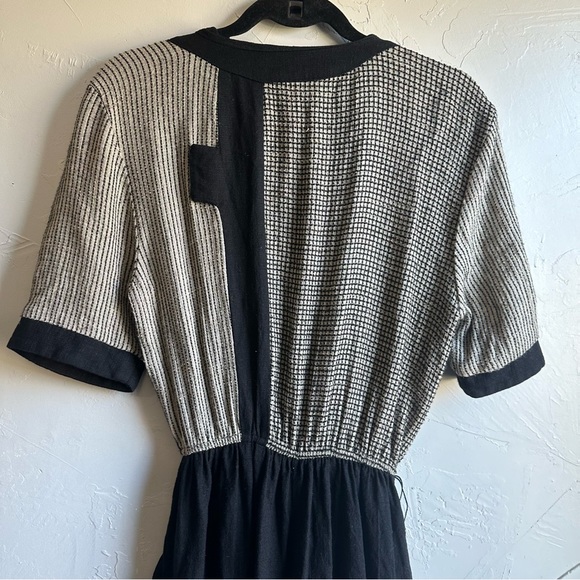 90s Vintage Linen Blend Jumpsuit with Button Up Top and Wide Leg Trousers Size 6 - Picture 3 of 14